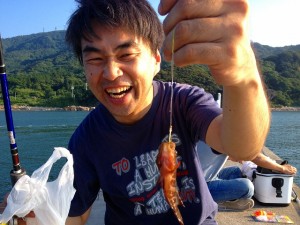 釣ったど～♪　波止の五目釣り !